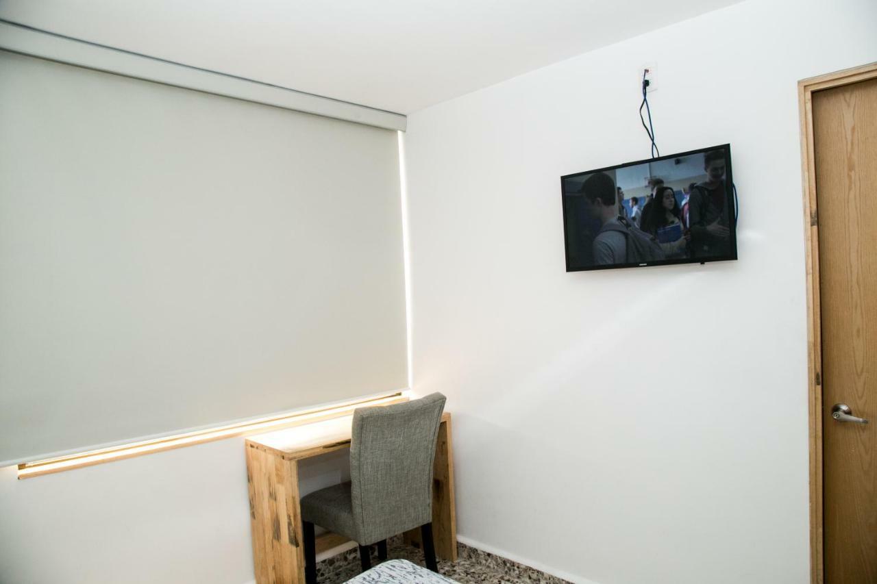 Booking 500 Monterrey Buitenkant foto