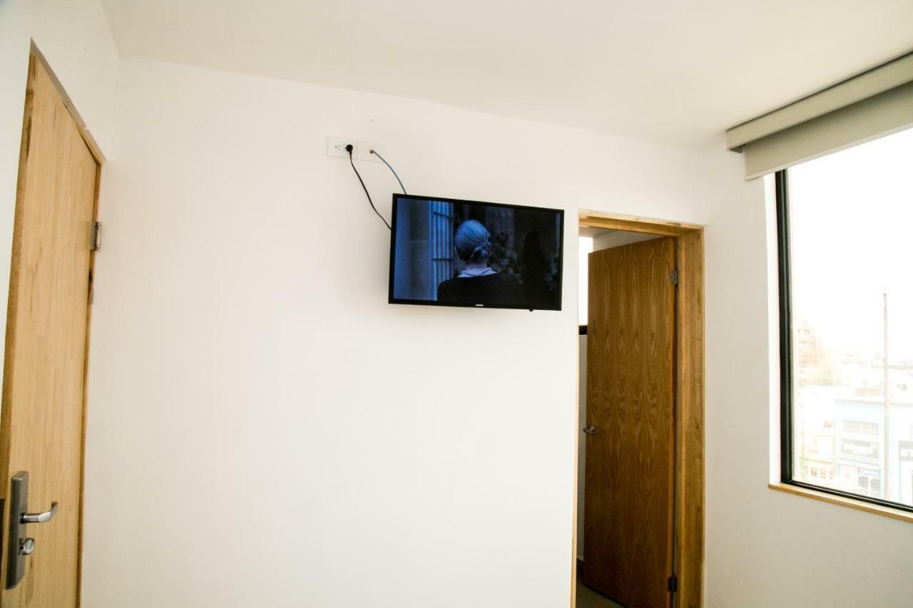 Booking 500 Monterrey Buitenkant foto